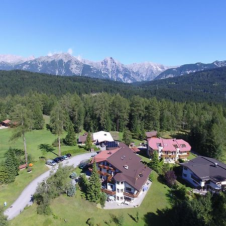 Landhaus Charlotte Am Geigenbuehel -Apartments Seefeld no Tirol Exterior foto