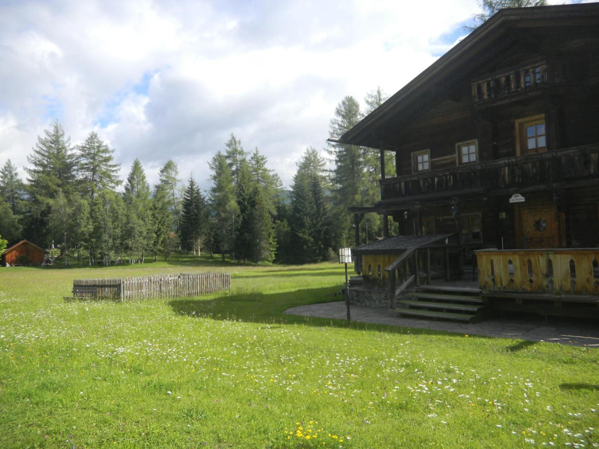 Landhaus Charlotte Am Geigenbuehel -Apartments Seefeld no Tirol Exterior foto