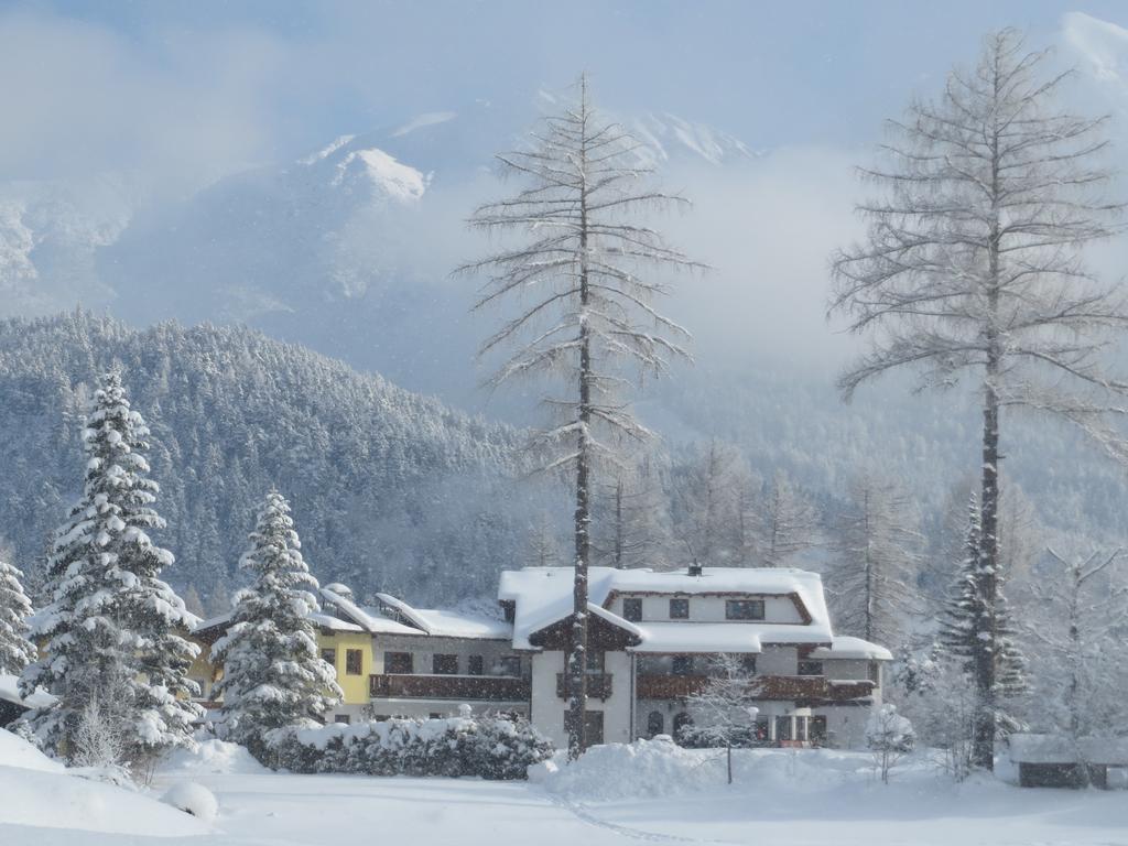 Landhaus Charlotte Am Geigenbuehel -Apartments Seefeld no Tirol Exterior foto