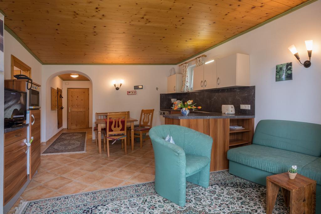 Landhaus Charlotte Am Geigenbuehel -Apartments Seefeld no Tirol Exterior foto