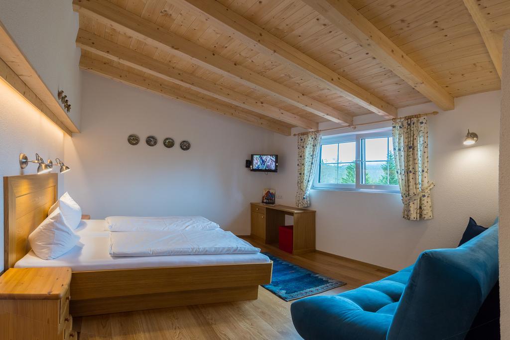 Landhaus Charlotte Am Geigenbuehel -Apartments Seefeld no Tirol Exterior foto