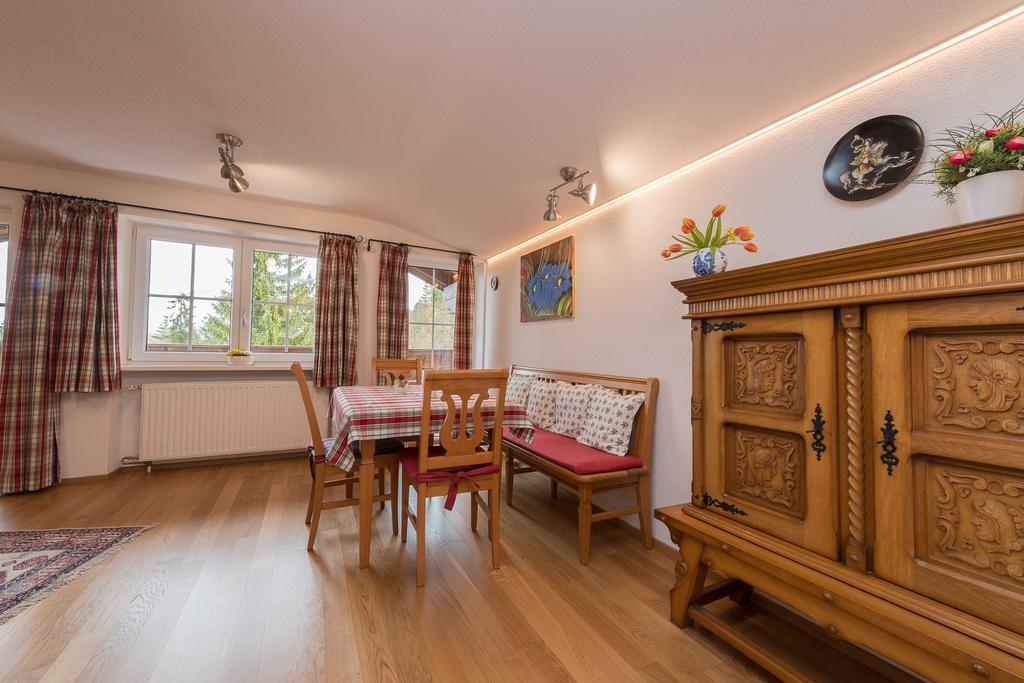 Landhaus Charlotte Am Geigenbuehel -Apartments Seefeld no Tirol Exterior foto