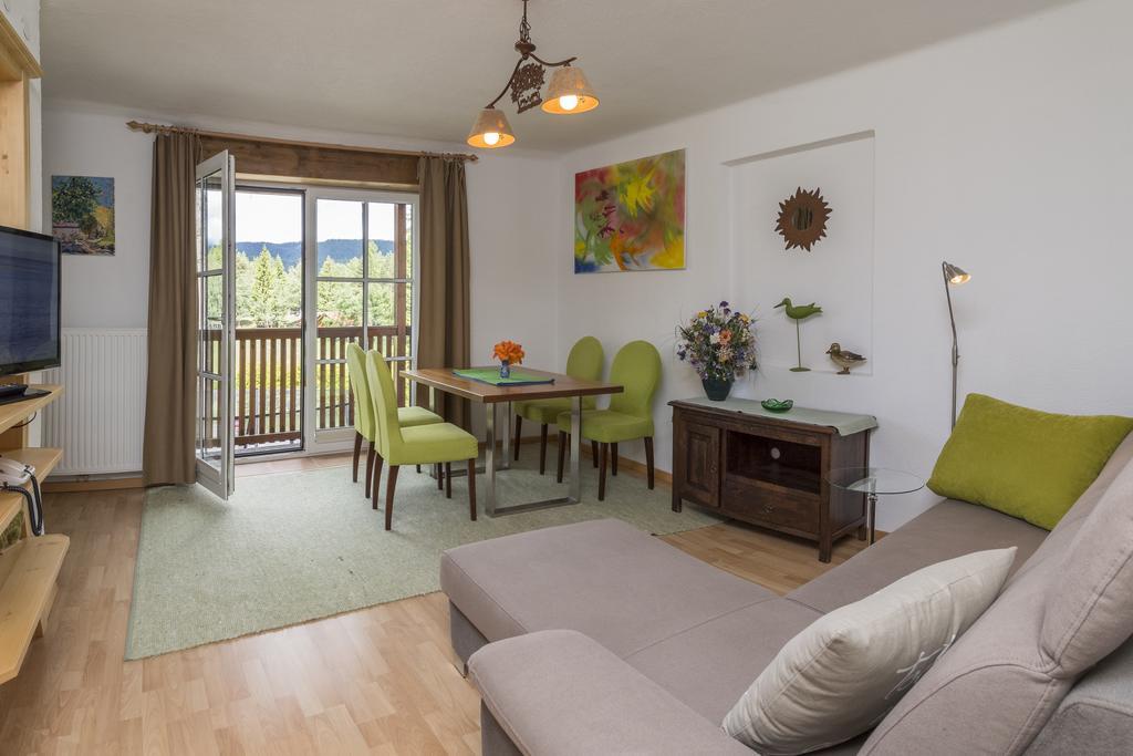 Landhaus Charlotte Am Geigenbuehel -Apartments Seefeld no Tirol Exterior foto