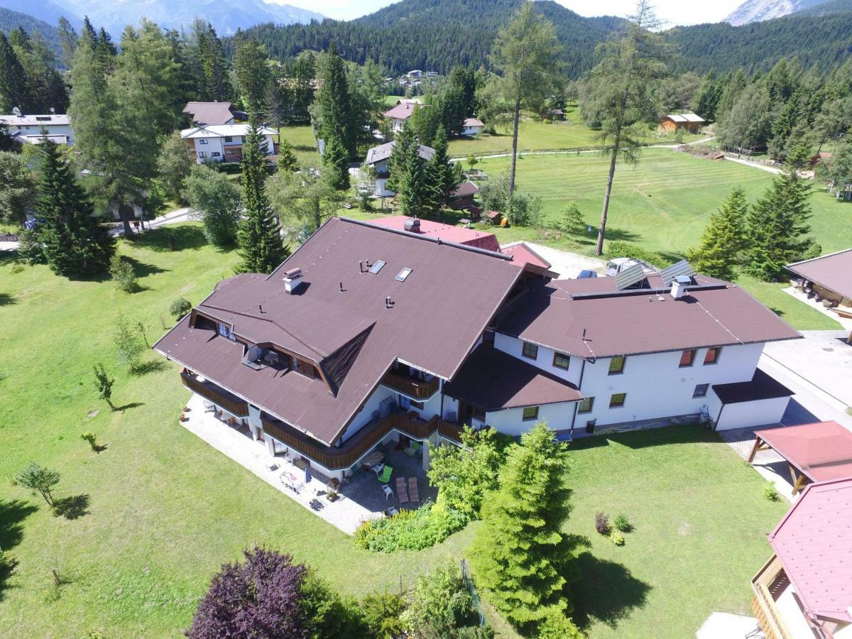 Landhaus Charlotte Am Geigenbuehel -Apartments Seefeld no Tirol Exterior foto